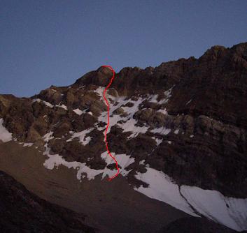 Our Route in red.  This photo shows how the upper horizontal snowfield doesn't link to the summit couloir.